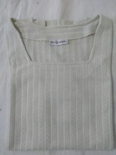 Blusa Feminina Decote Quadrado - Tam. P
