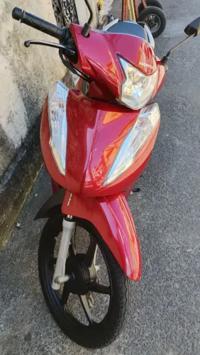 Moto muito conservada