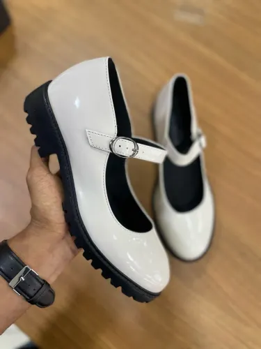 Sapato via Bella N 38,39