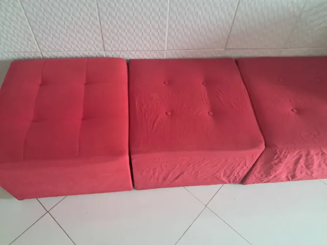 4 puffs vermelhos