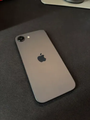 iPhone 16e 256GB na Garantia 09/26
