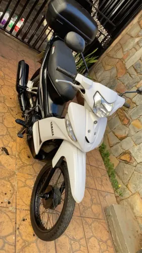 Moto crypton yamaha