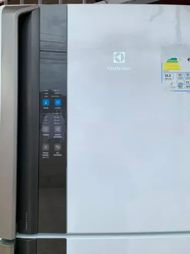 Geladeira Electrolux Frost Free COM GARANTIA