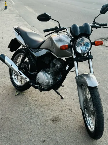 Fan 150 2010 impecável
