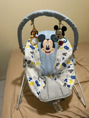 * Cadeirinha de Balanço Mickey Disney Conservada