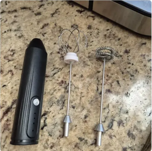 Mixer Elétrico Portátil 2 em 1 Recarregável Potente Misturador de Bebidas 