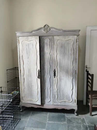 Armário duas portas antigo Imbuia