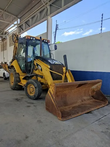 Retroescavadeira Caterpillar CAT 416E 2012 | 7.751,7 Horas | Com Rompedor Hidráulico