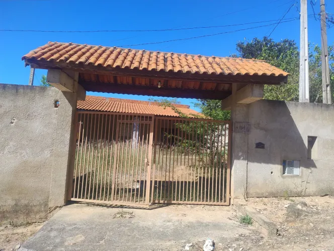 CASA EM PILAR DO SUL