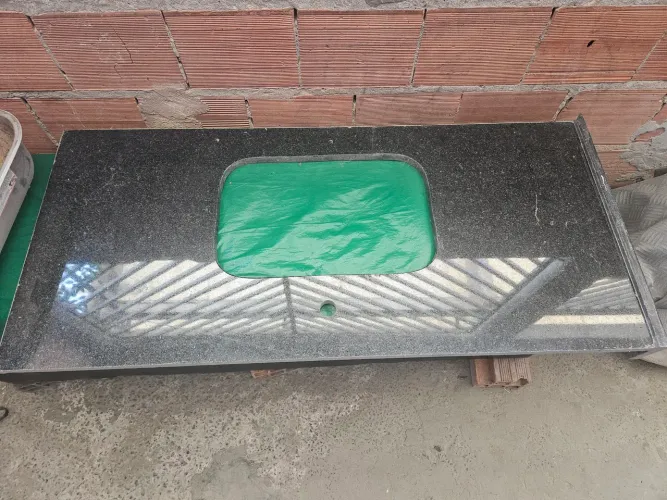 Pia completa granito preto, nunca usada.