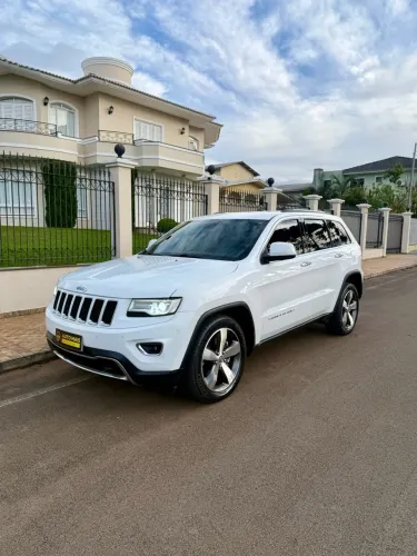 Jeep Grand Cherokee Limited 3.0 TB Dies. AUT 2014