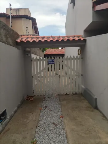 Alugo casa na praia do francês