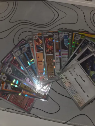 POKÉMON TCG - 20 CARTAS RARAS