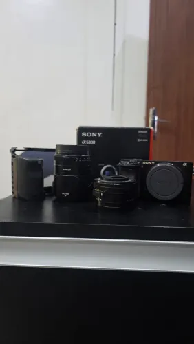 Sony a6300 + Viltrox 27mm 1.4 pra vender logo!