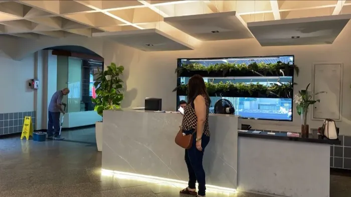 Alugo Sala comercial c/ 43,00 m², pronta para receber o seu negócio.