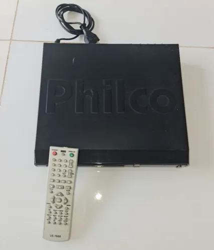 DVD e controle remoto