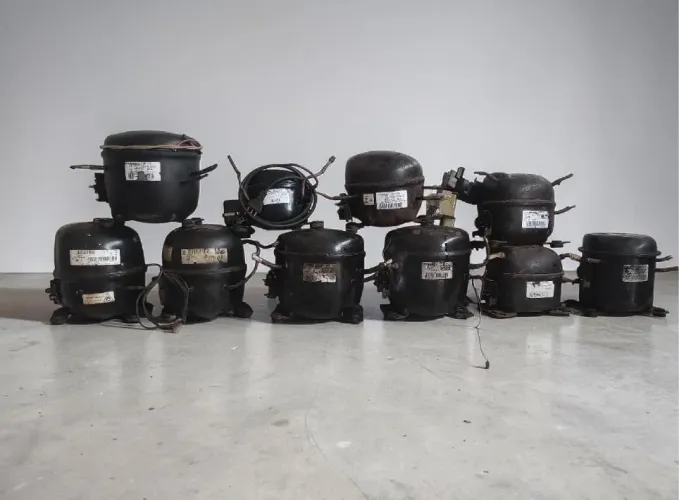 Motor compressor para geladeiras, freezeres e bebedouros 127v e 220v. 