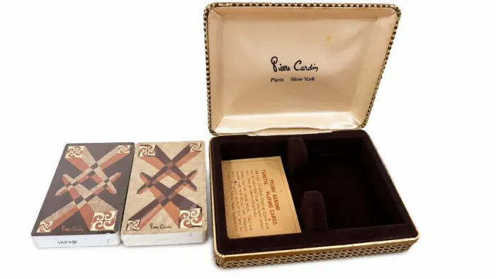 Baralho Pierre Cardin Vintage com Estojo Original - Colecionável Raro