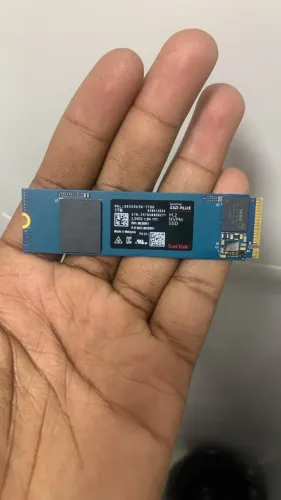 SSD M.2 NVMe PCIe Gen 3.0 da SanDisk (POUCO USADO E COM 100% DE SAUDE)