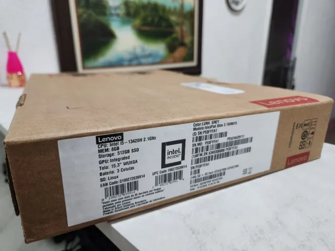 Notebook Lenovo Ideapad Slim 3 Intel core i5 13th, 8GB RAM, 512GB SSD, Sistema Linux