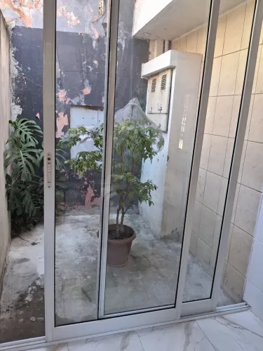 Portas de vidro $300