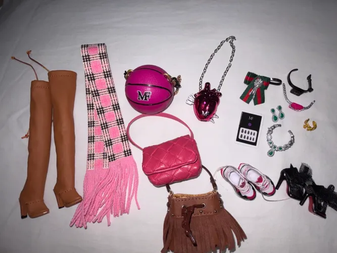 Mini brands fashion 
