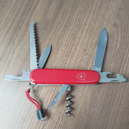 VT6352 - Canivete Suíço Victorinox - Modelo Camper Economy