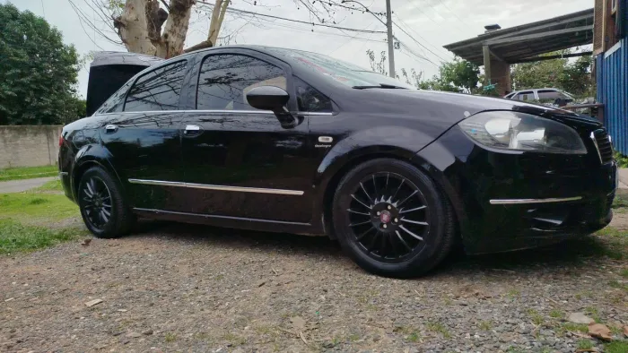 Fiat Linea 1.9/ HLX 1.9/1.8 Flex Dualogic 4P 2010