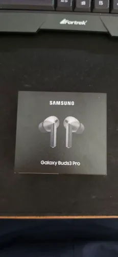 Vendo Galaxy Bud 3 Pro (Fone Bluetooth) - Original, nota fiscal e garantia