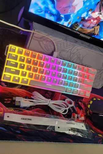 VENDO TECLADO MECÂNICO (NOVO)