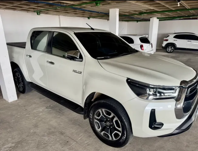 Toyota Hilux CD SRX 4X4 2.8 TDI 16V Diesel Aut. 2022