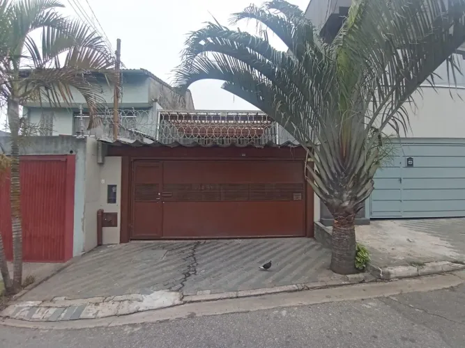 Sobrado à venda com 5 quartos e 4 vagas, Vila Flórida, Guarulhos, SP