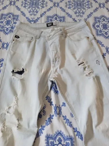 Vendo Calça Lost .