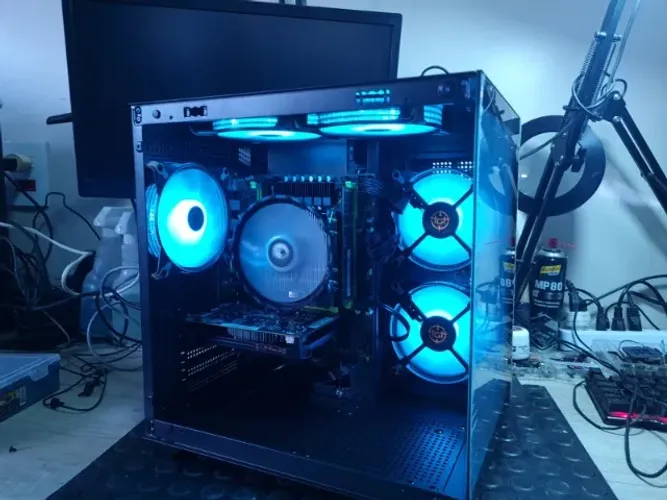 Pc gamer Xeon E5-2650-v4 16gb 240gb Rx550