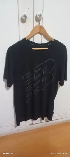 Camiseta NEW BALANCE