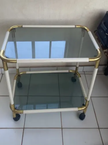 Aparador mesinha de chá 