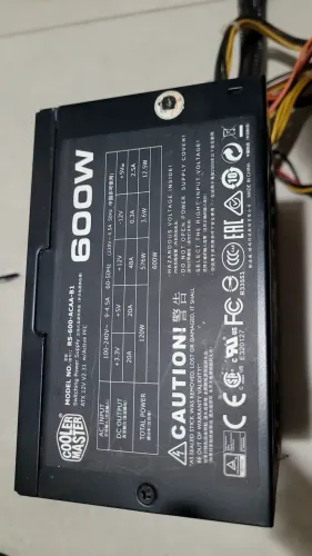 Fonte 600W Cooler Master 80 Plus