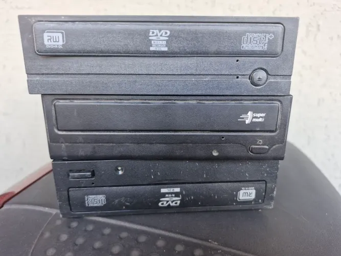 3 CDs Ram por 40 Reais 