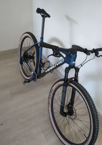 Bicicleta Soul Vesúvio Nápoles tamanho 21 GX 