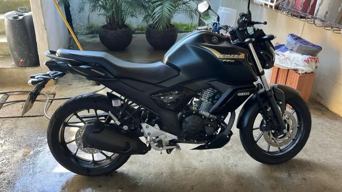 Yamaha Fazer Fz15 2025 13k rodados, único dono 