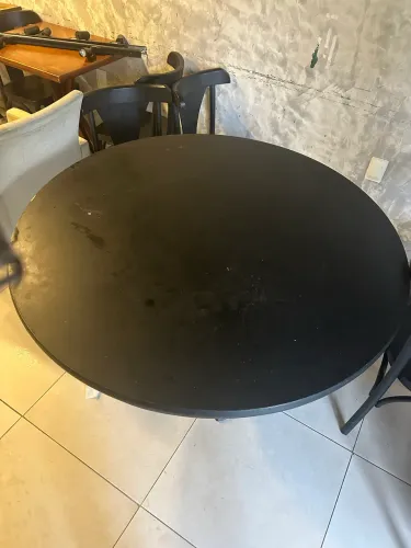 Vendo mesas para restaurante.