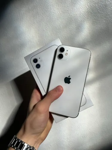 iPhone 11 branco 