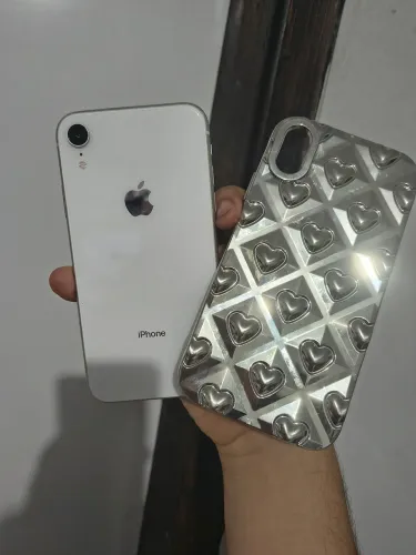 iPhone XR 64 branco funcionando normal menos face id faço entrega shopping 