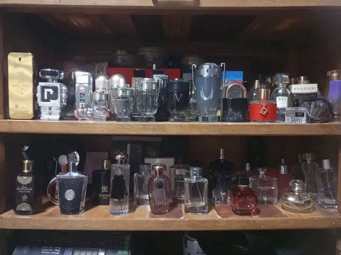 Kit de frascos de perfume nacionais e importados vazios para coleção