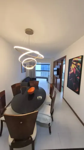 Alugo apartamento com 1/4 no Caminho das Árvores