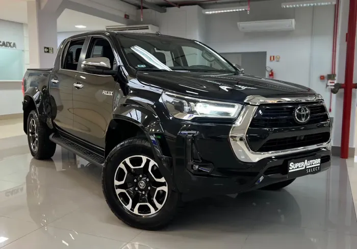 Toyota Hilux SW4 4X4 2.8 Diesel 2025