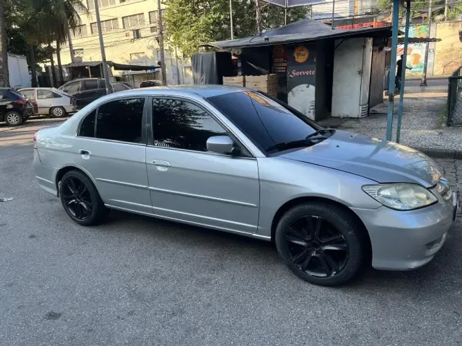 Honda Civic Sedan LX 1.7 16V 115cv Mec. 4P 2005