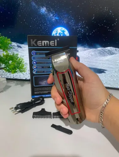 Máquina de acabamento e corte profissional