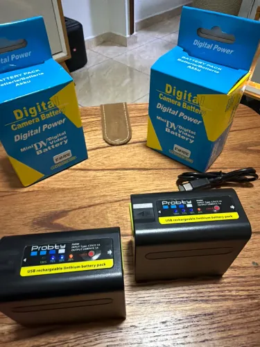 Kit par duas baterias Probty NP-F980 10800mAh