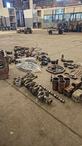 Motor mwm 4 cilindros, desmontado completo
